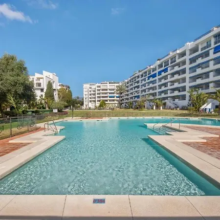 Апартаменты Luxury Penthouse In The Heart Of Puerto Banus
