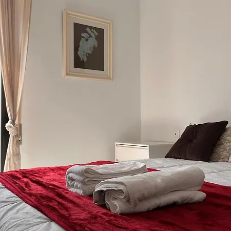 Apartment Luxury Penthouse In The Heart Of Puerto Banus Marbella